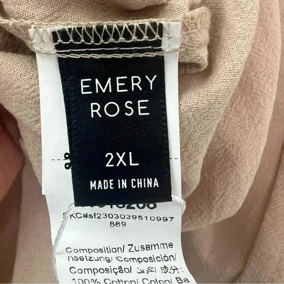 Emery Rose Neutral Color Romper Sides Pockets  Patch Pocket Back V-Neckline 2XL - Picture 7 of 13